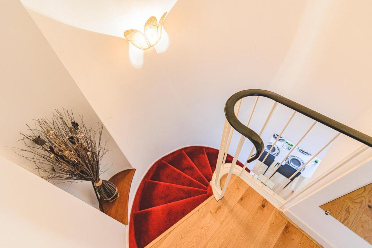 Appartement spacieux avec vue Cathédrale Reims Exterior foto